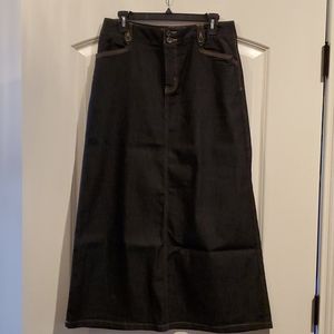 Denim skirt